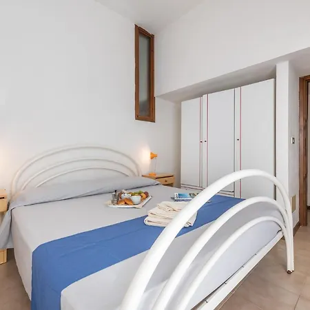 Quadri Lungomare 1 Golfo Aranci